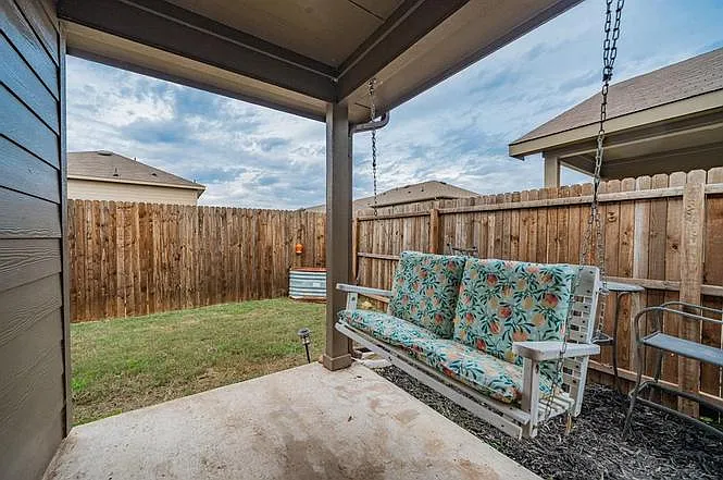 807 Sunrise Ln — Photo 28