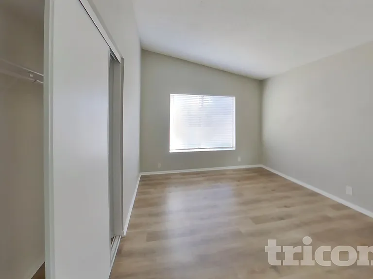 14239 N 50th Dr — Photo 12