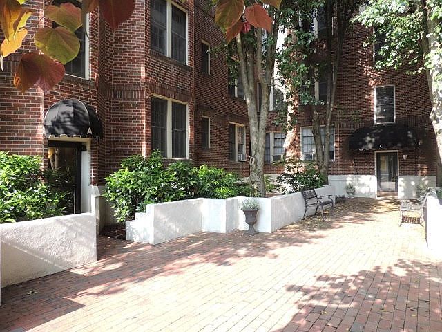 1st image of 828-A2 N Elm St