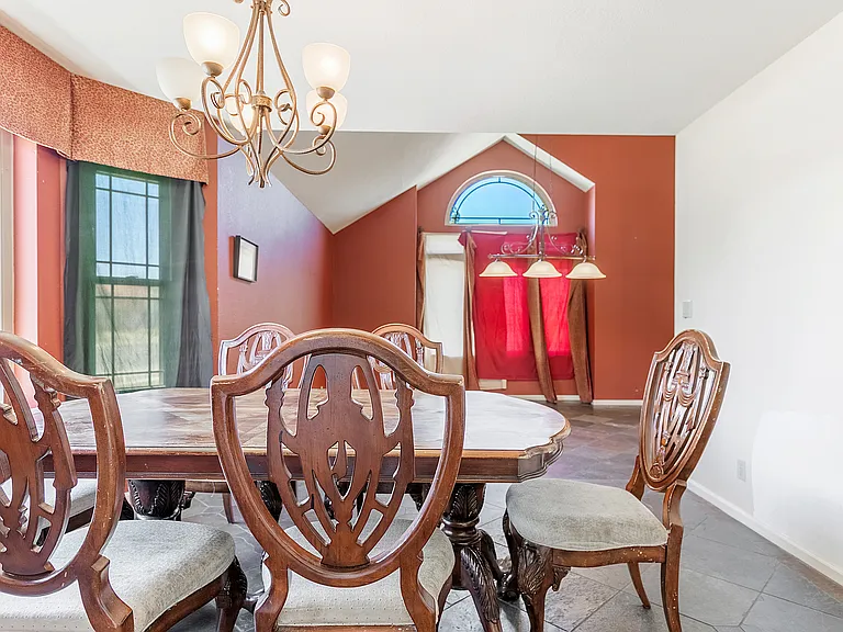 1820 E Jasmine Cir — Photo 12