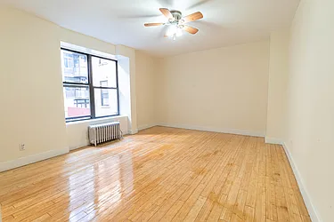 31 Ocean Parkway, #12