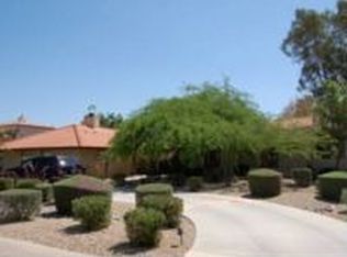 12015 S Blackfoot Dr, Phoenix, AZ 85044