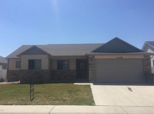 1208 Cattail Dr, Gillette, WY 82718