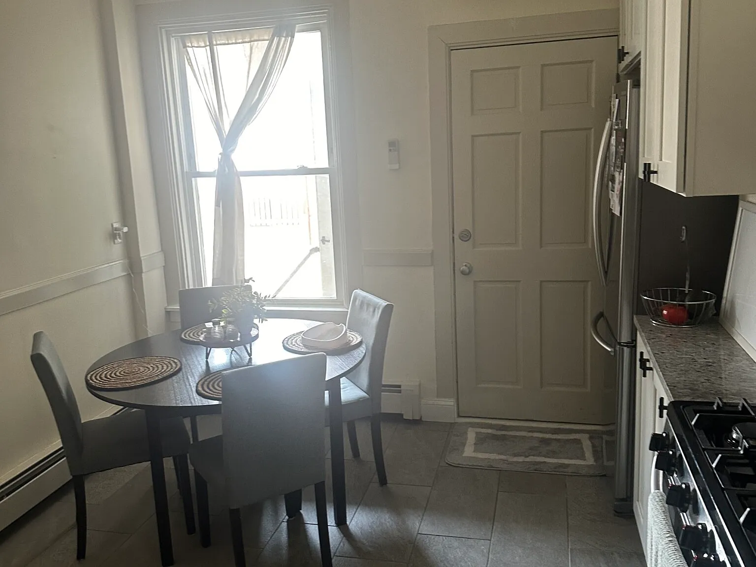 2 bed, $4,000 — Photo 4
