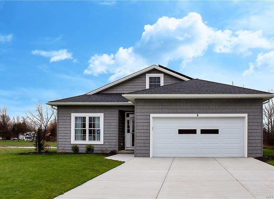 1st image of 16 Deerview Dr
