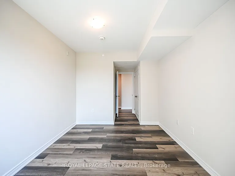 2750 King St E #512 — Photo 29