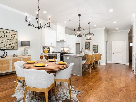 4th image of 3071 Lakewood Ln