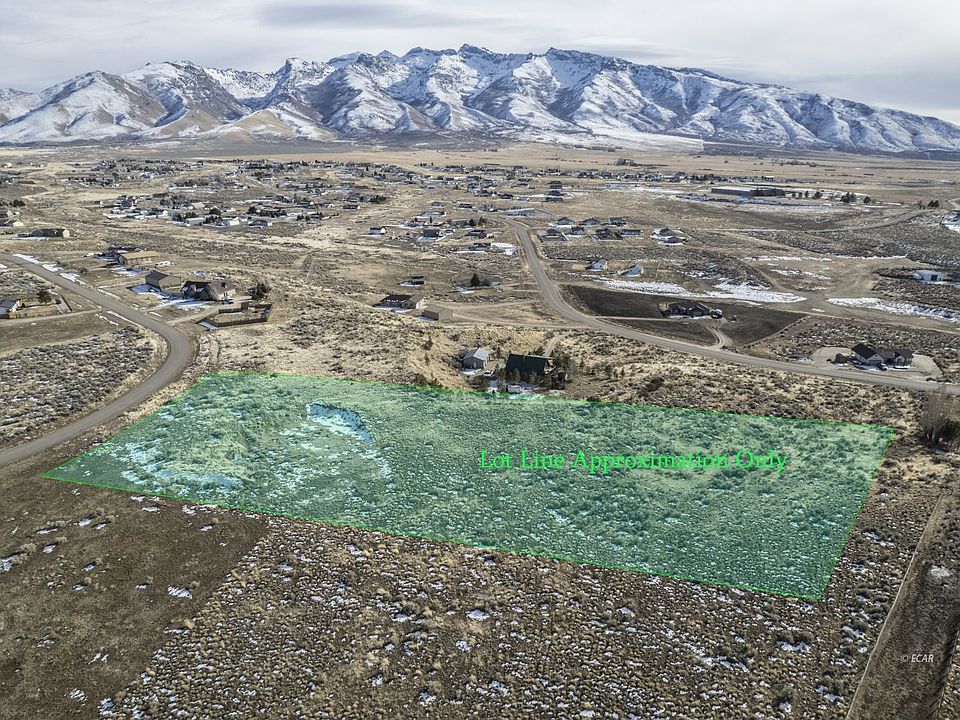 1st image of 787 Clover Dr