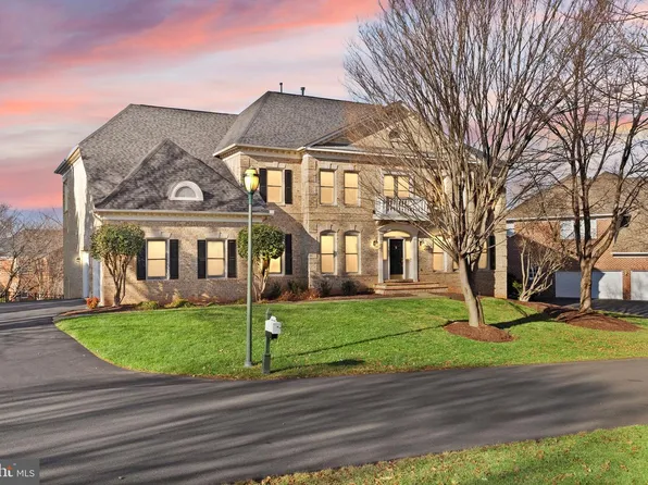 18545 Sandpiper Pl, Leesburg, VA 20176