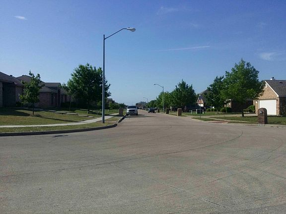 4th image of 2131 Stonewood Dr