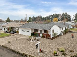 904 Broughton Way, Woodburn, OR 97071