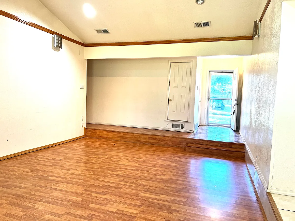 Building Photo - 6704 Spoonwood Ln