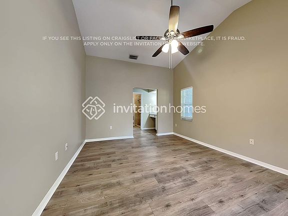 5th image of 2406 Saint Johns Ln