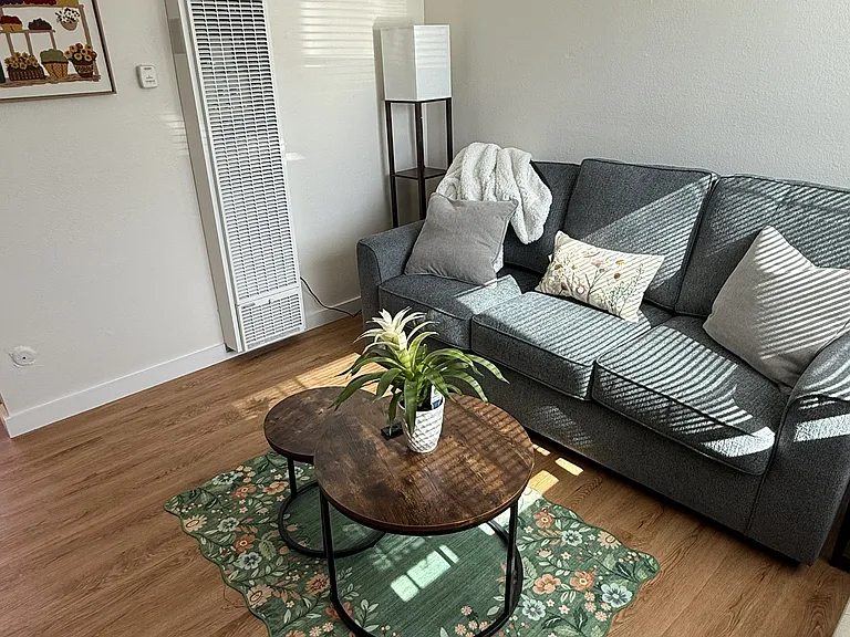 4532 Oregon St — Photo 3