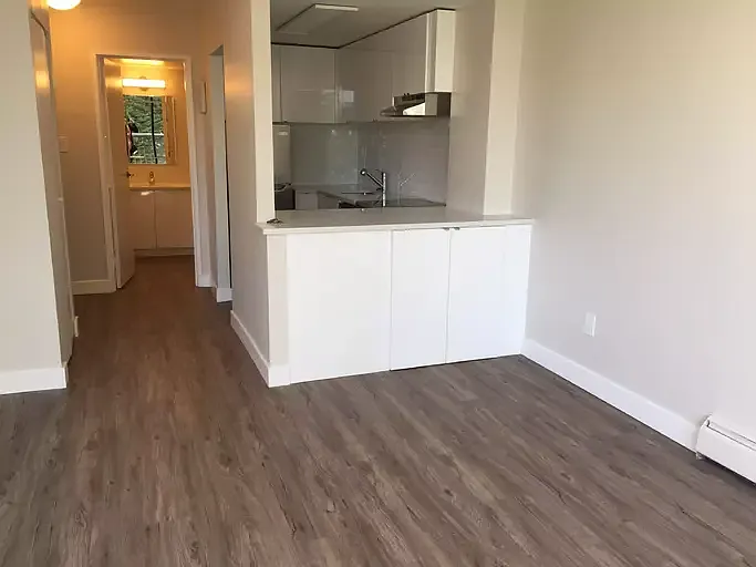 1460 Barclay St #201 — Photo 8
