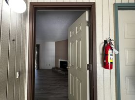 Clark Creek Apts
