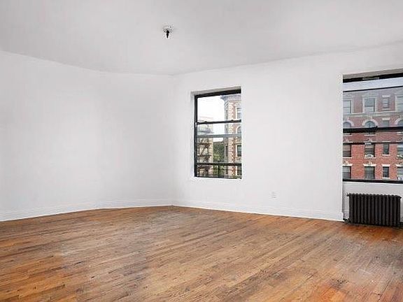 2nd image of 69 Saint Nicholas Ave Unit 17