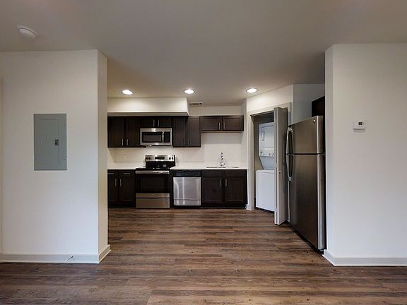 2nd image of 2025 Moser Ave #255
