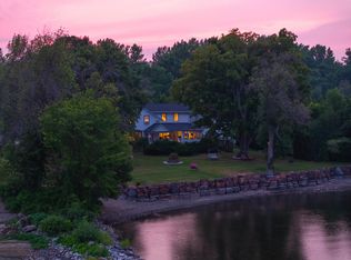 283 N End Rd E, North Hero, VT 05474