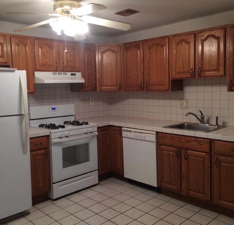 Large Kitchen