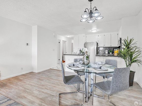3rd image of 2102 Wildflower Ct