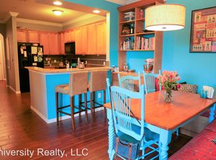 1142 SW 9th Rd #4B, Gainesville, FL 32601