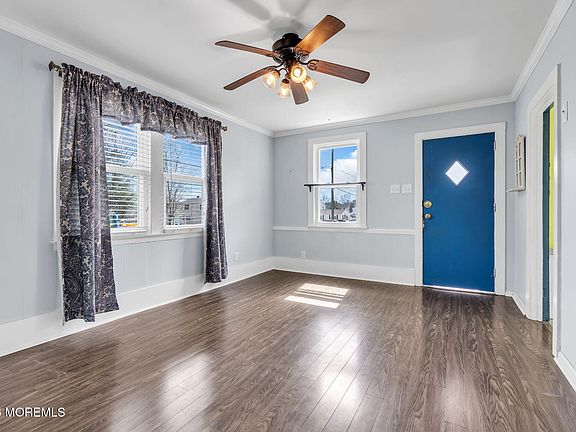 4th image of 77 Barker Avenue