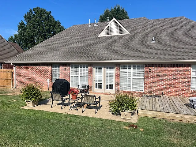 4 bed, 2260 sqft, $2,695 — Photo 3