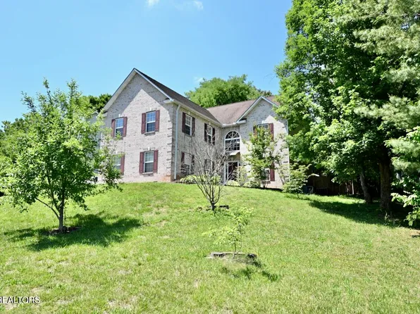 1613 Scenic Valley Ln, Knoxville, TN 37922