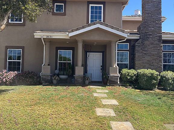 2nd image of 3631 E Temple Way