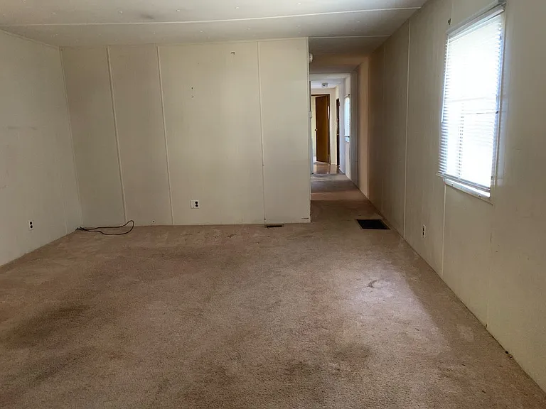 33403 Oak Street Ext — Photo 3
