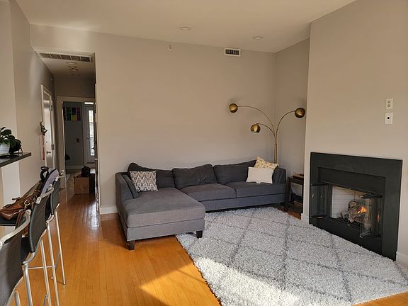 2nd image of 684 Massachusetts Ave APT 3