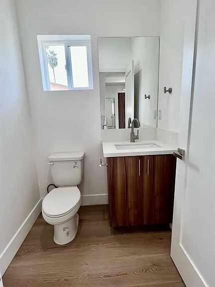 5635 Klump Ave #1/2 — Photo 9