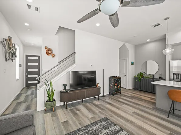 4002 Elser St, Houston, TX 77091