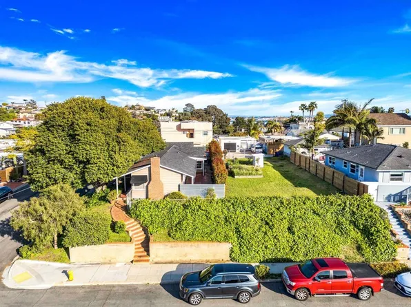 1865 Capistrano St, San Diego, CA 92106