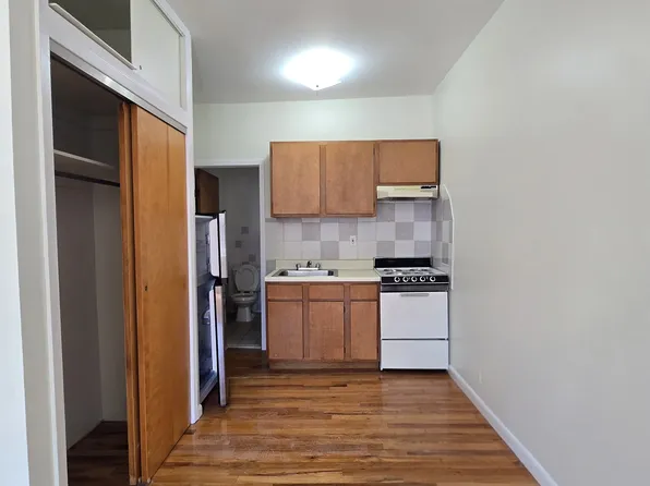 34-38 42nd Street image 1 of 8