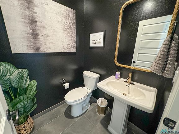 2nd image of 2908 N Del Sol Cir