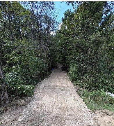 2nd image of 0 Pratt Rd