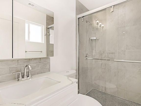 3rd image of 8144 Louise Ave
