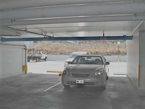 Extra large, Covered Parking