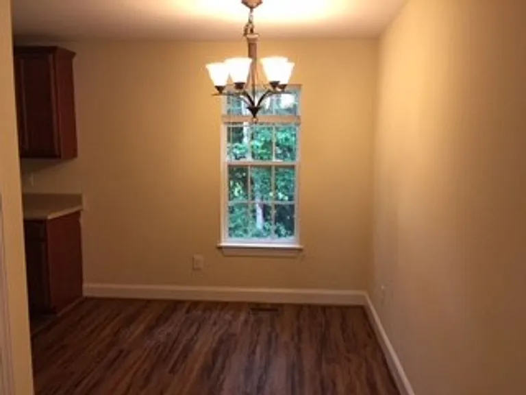 1116A Greenwood Rd — Photo 5