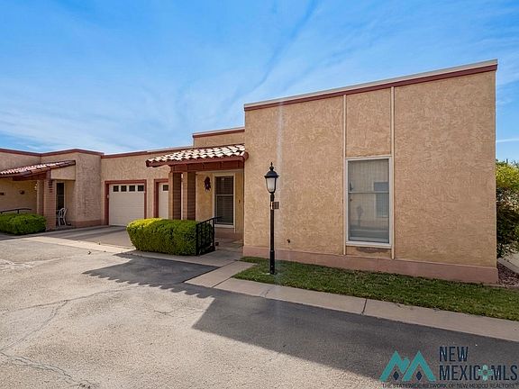 3rd image of 200 E Country Club Rd APT 18