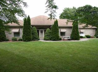 609 Catalpa Dr, Piqua, OH 45356