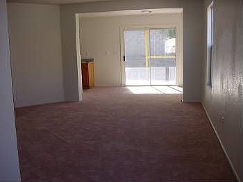 4th image of 5669 Malone Ct