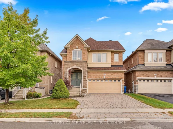 468 Kwapis Blvd, Newmarket, ON L3X 3K5