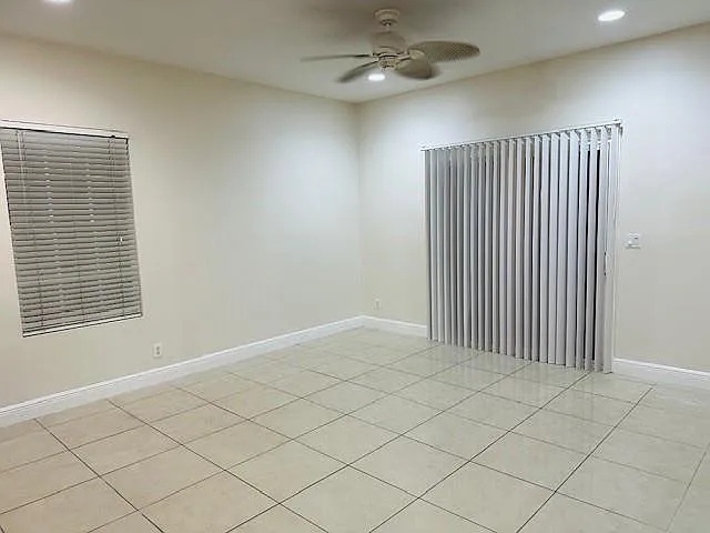 4216 Leo Ln #5G — Photo 18