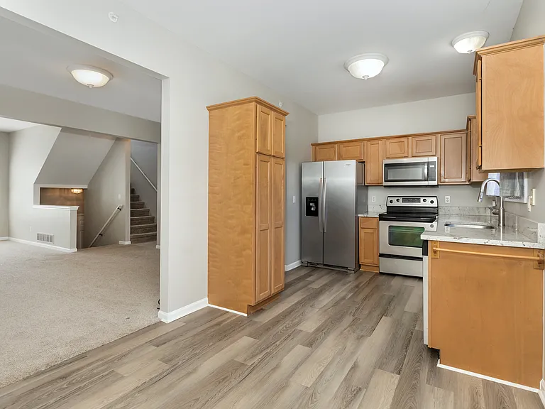 788 Eagle Dr — Photo 18