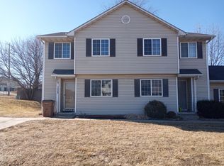 1228 NW 90th St, Clive, IA 50325