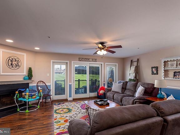 3rd image of 1516 Cumberland Ct #108