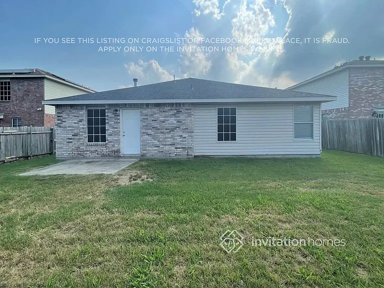 2940 Marco Dr — Photo 18